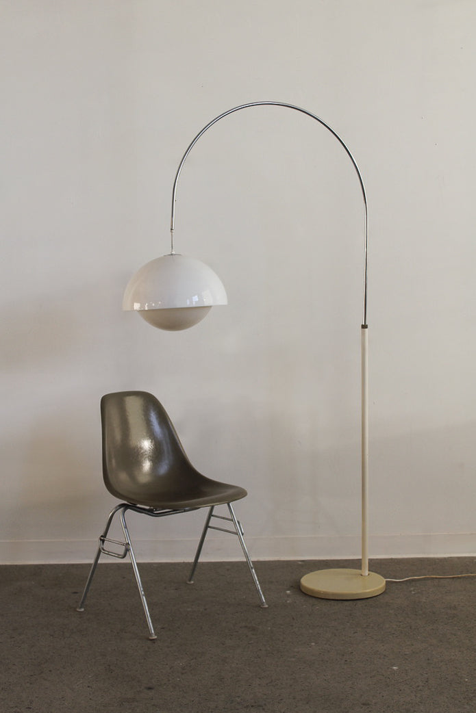 Extendable Arc Floor Lamp