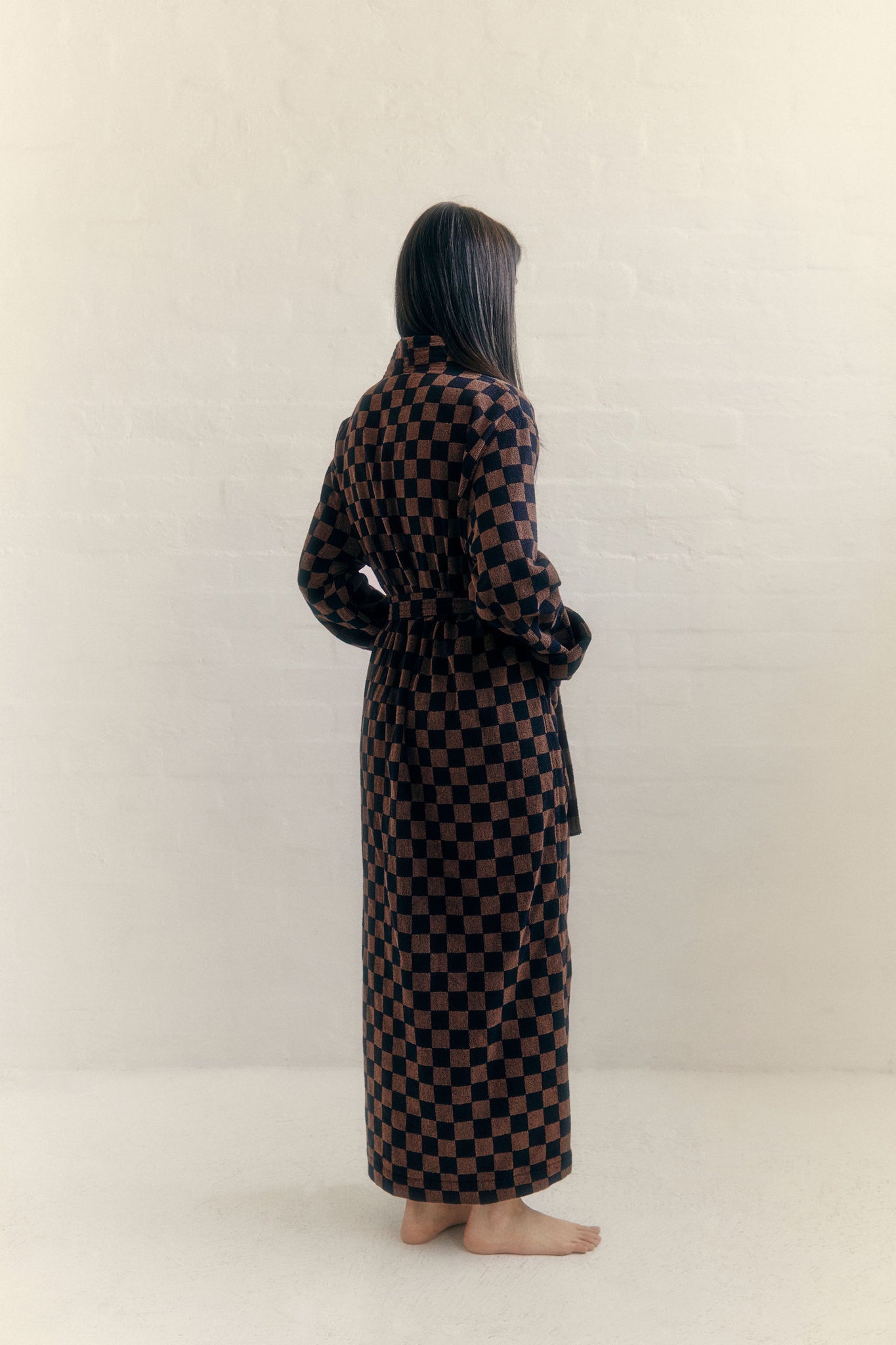 Sulis Bath Robe in Tabac & Noir by Baina