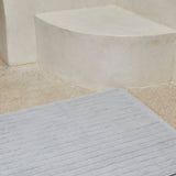 Ensemble salle de bain Essential en Lake par Baina