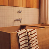 Ensemble salle de bain Essential en Fuyu & Chalk par Baina