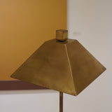 Lampe de sol en laiton par Hart Associates