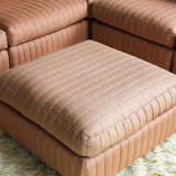 Sofa sectionnel modulaire par Classic Gallery