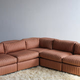 Sofa sectionnel modulaire par Classic Gallery