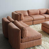 Sofa sectionnel modulaire par Classic Gallery