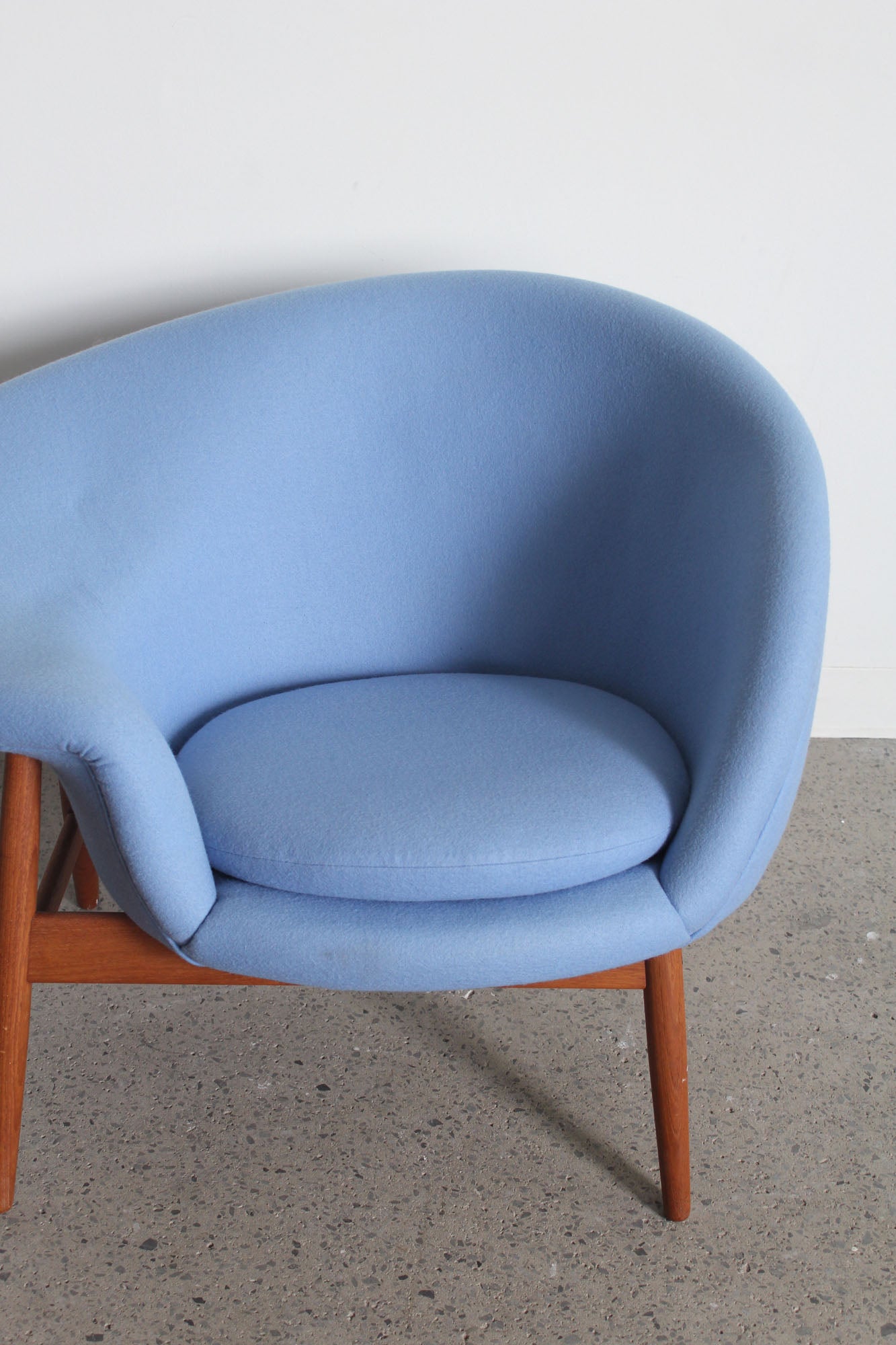 Model 188 Lounge Chair by Hans Olsen