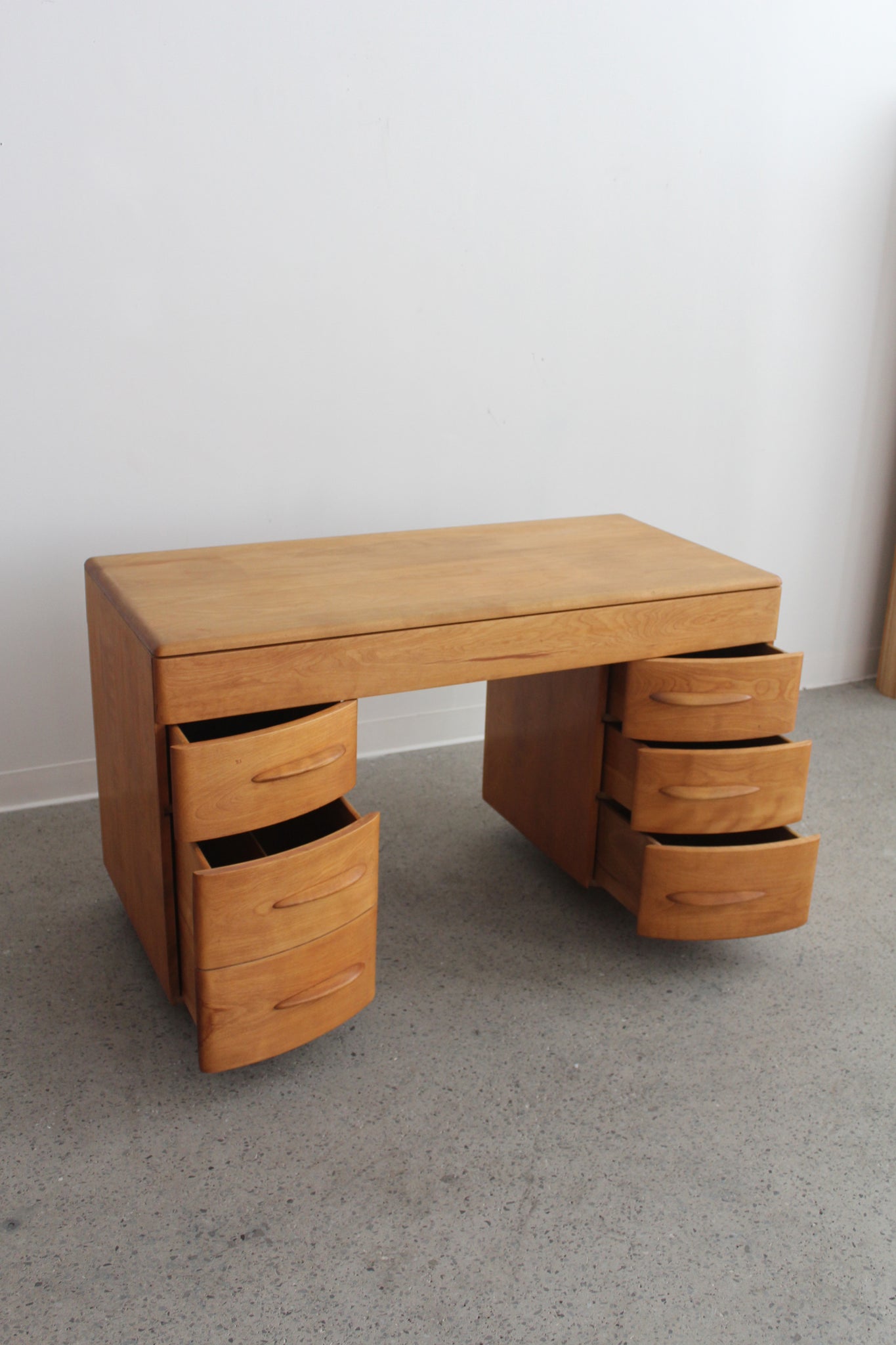 Kneehole Desk by Count Alexis de Sakhoffsky for Heywood Wakefield