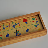 Grand ensemble de dominos avec œuvre de Joan Miró