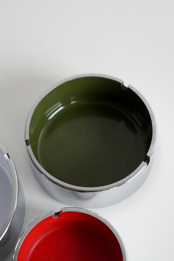 Nesting Ashtray Set by Isamu Kenmochi