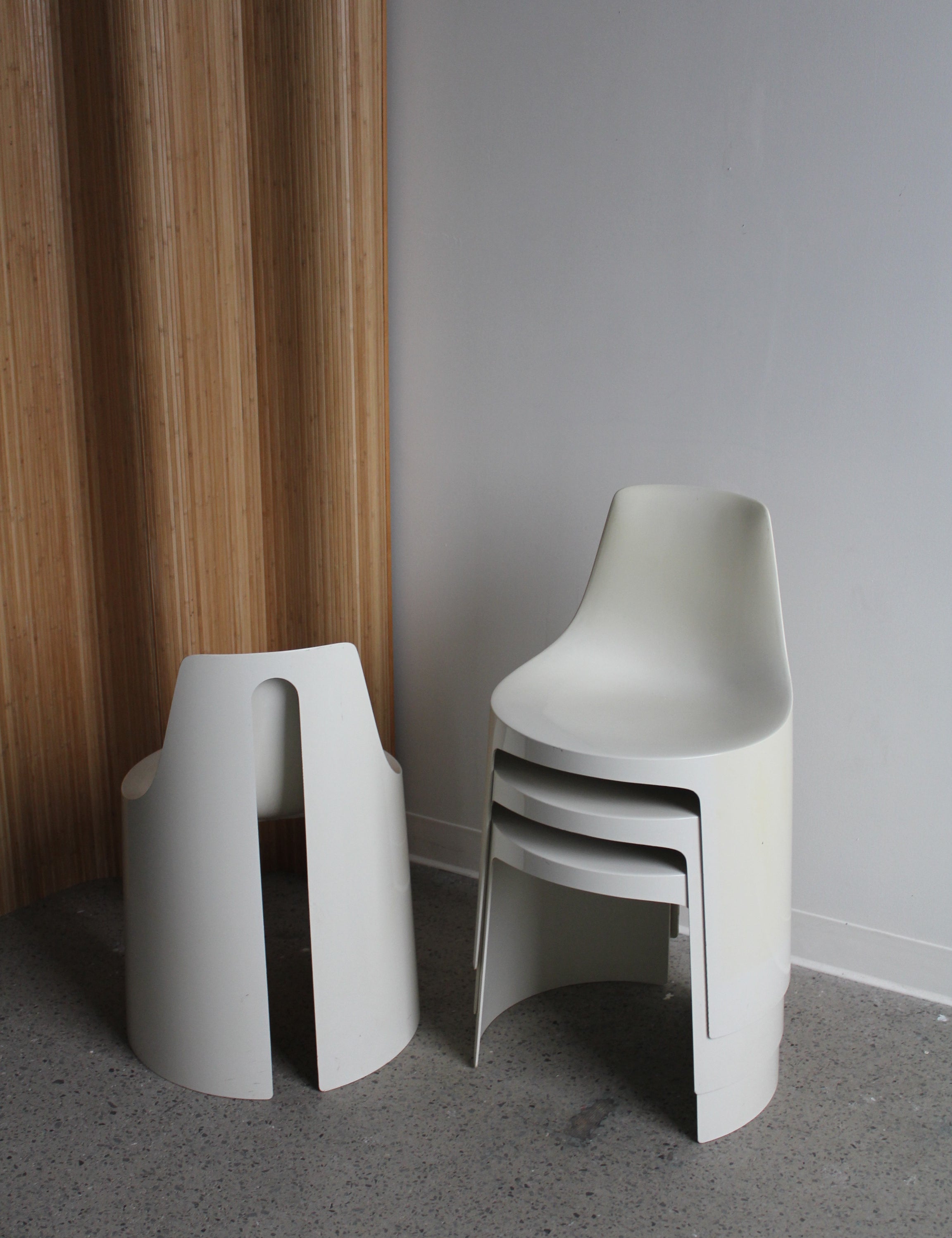 Set of 4 Cream Umbo Stacking Chairs by Kay Leroy Ruggles