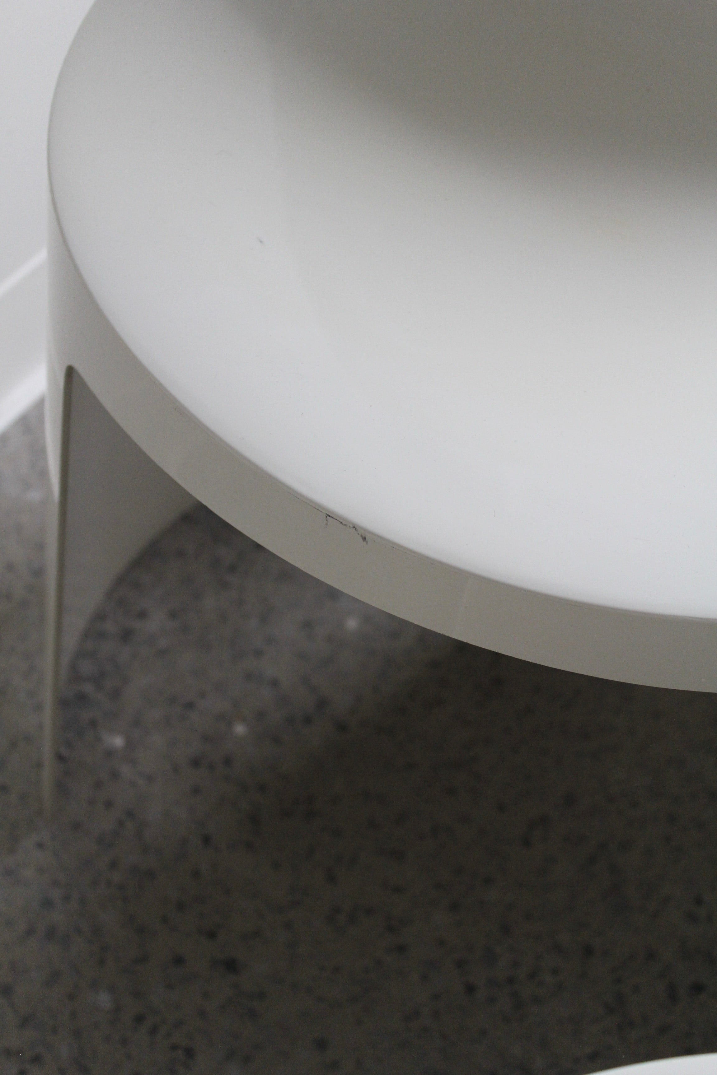 Set of 4 Cream Umbo Stacking Chairs by Kay Leroy Ruggles