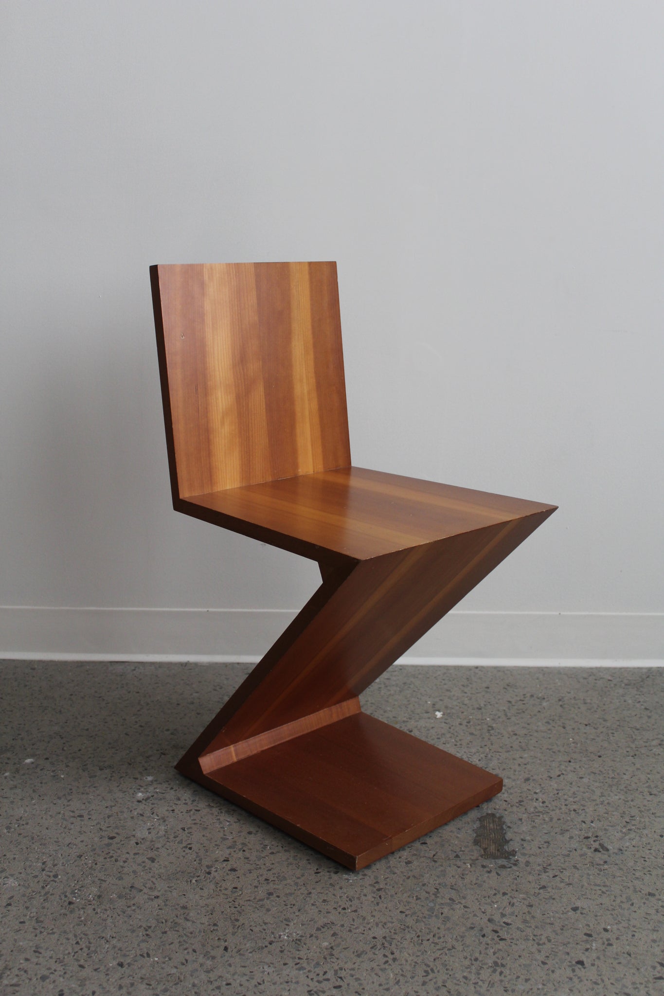 Zig Zag Chair by Gerrit Rietveld