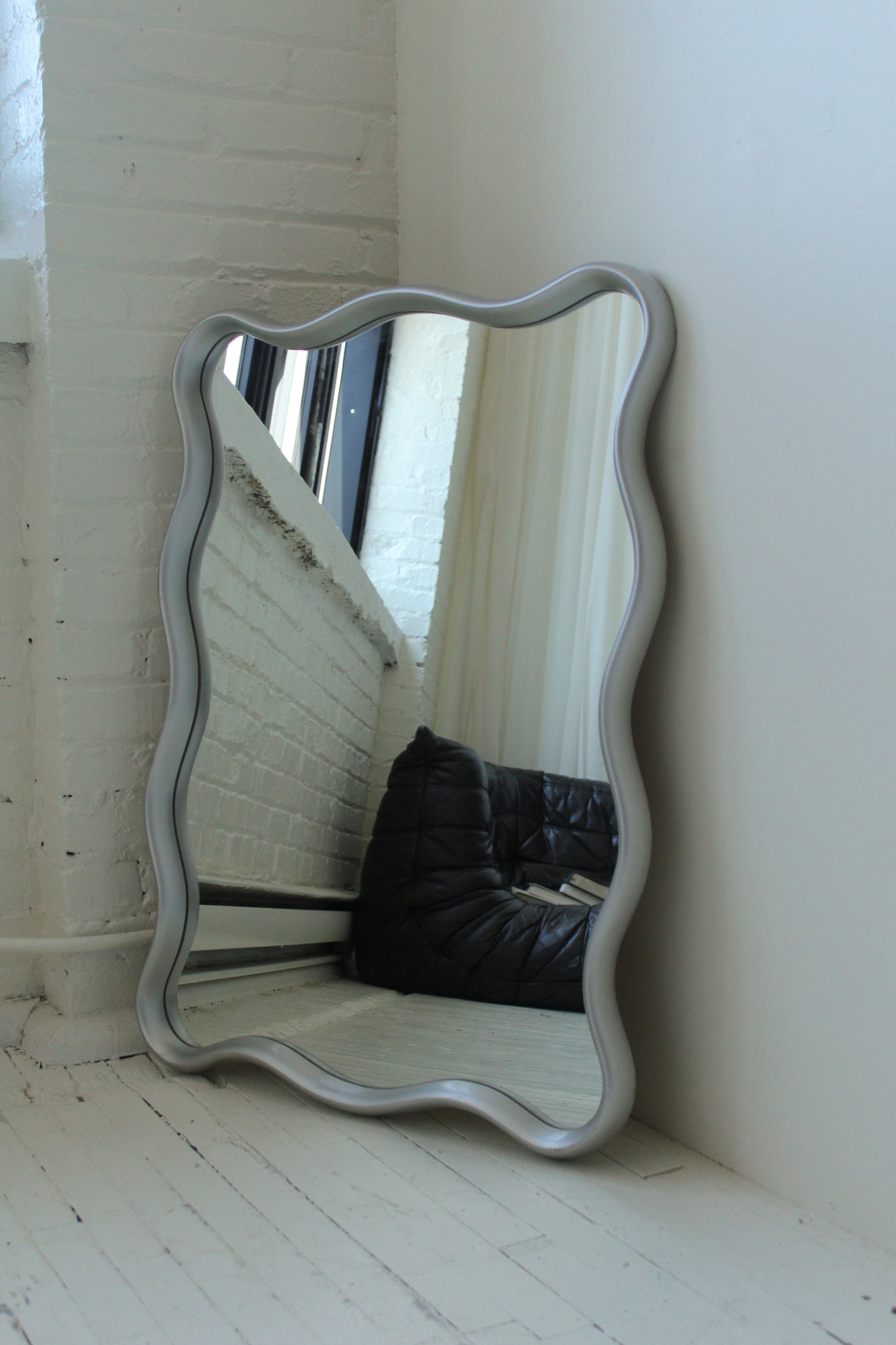 Wavy Wall Mirror