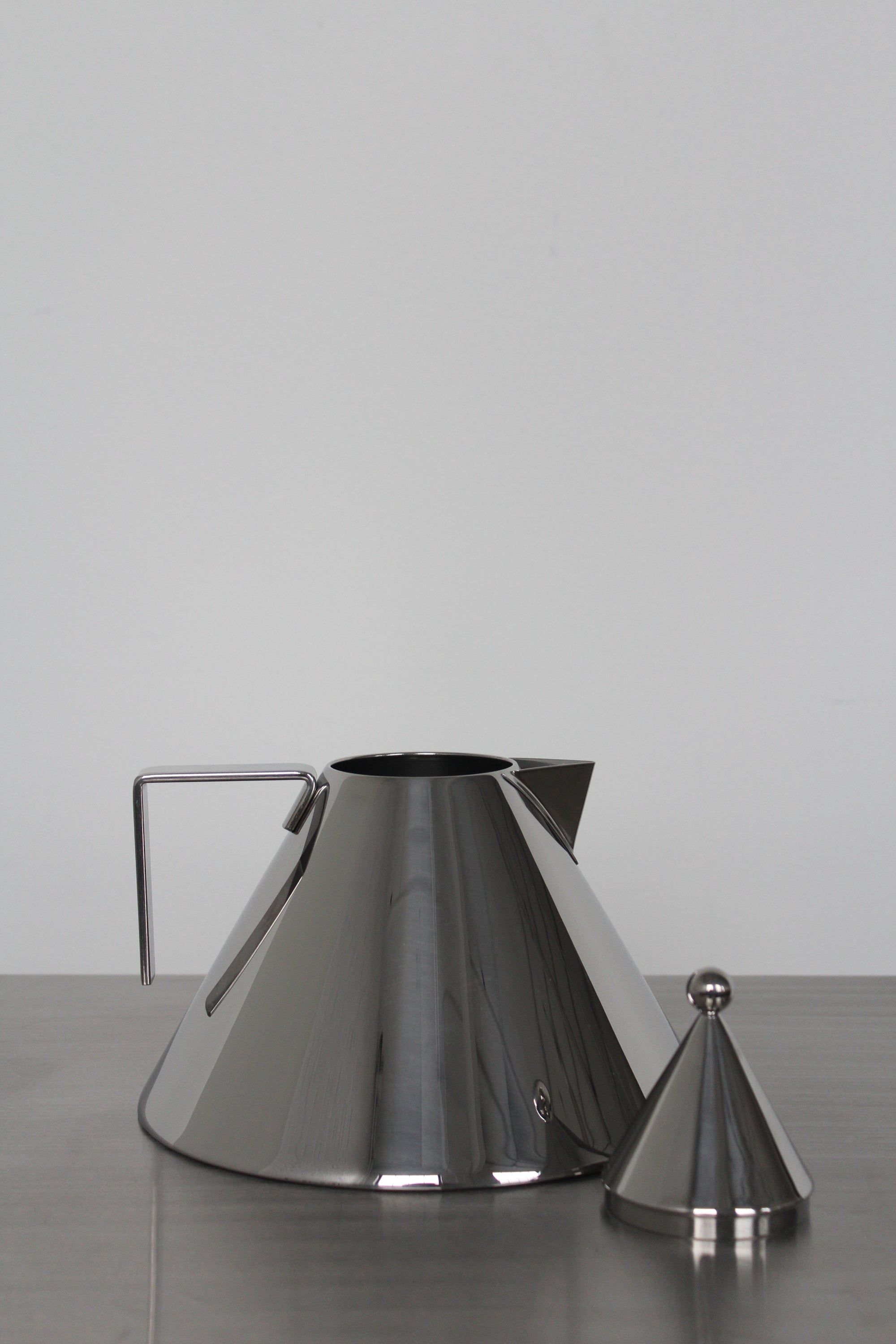 Il Conico Water Kettle by Alessi