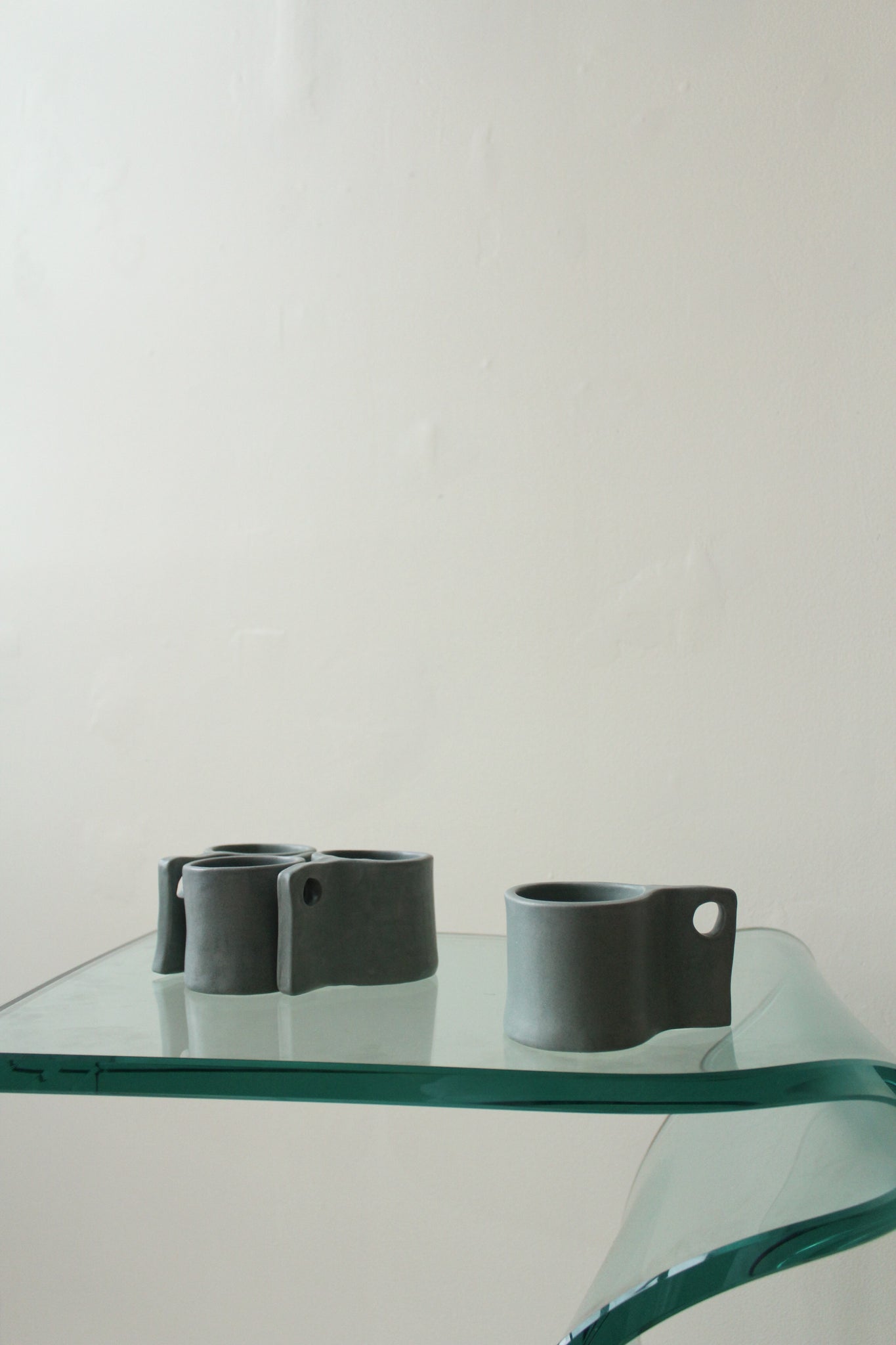 Slate Keyhole Mug by Lunamezza for Centerpiece