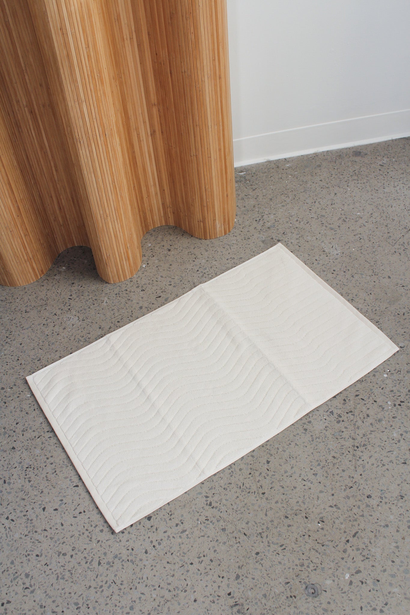 Eyre Bath Mat in Ivory by Baina