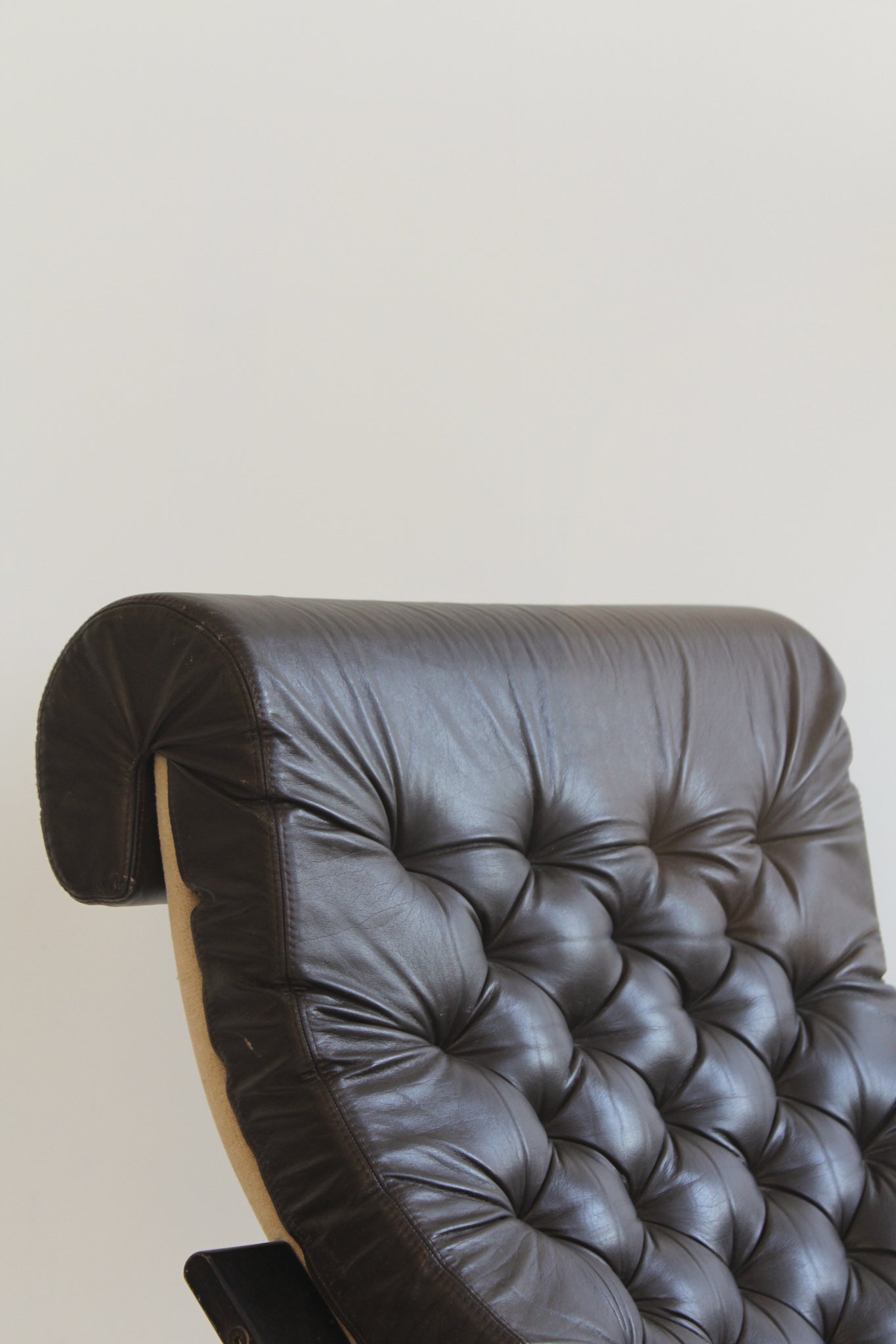 Poem Chair by Noboru Nakamura