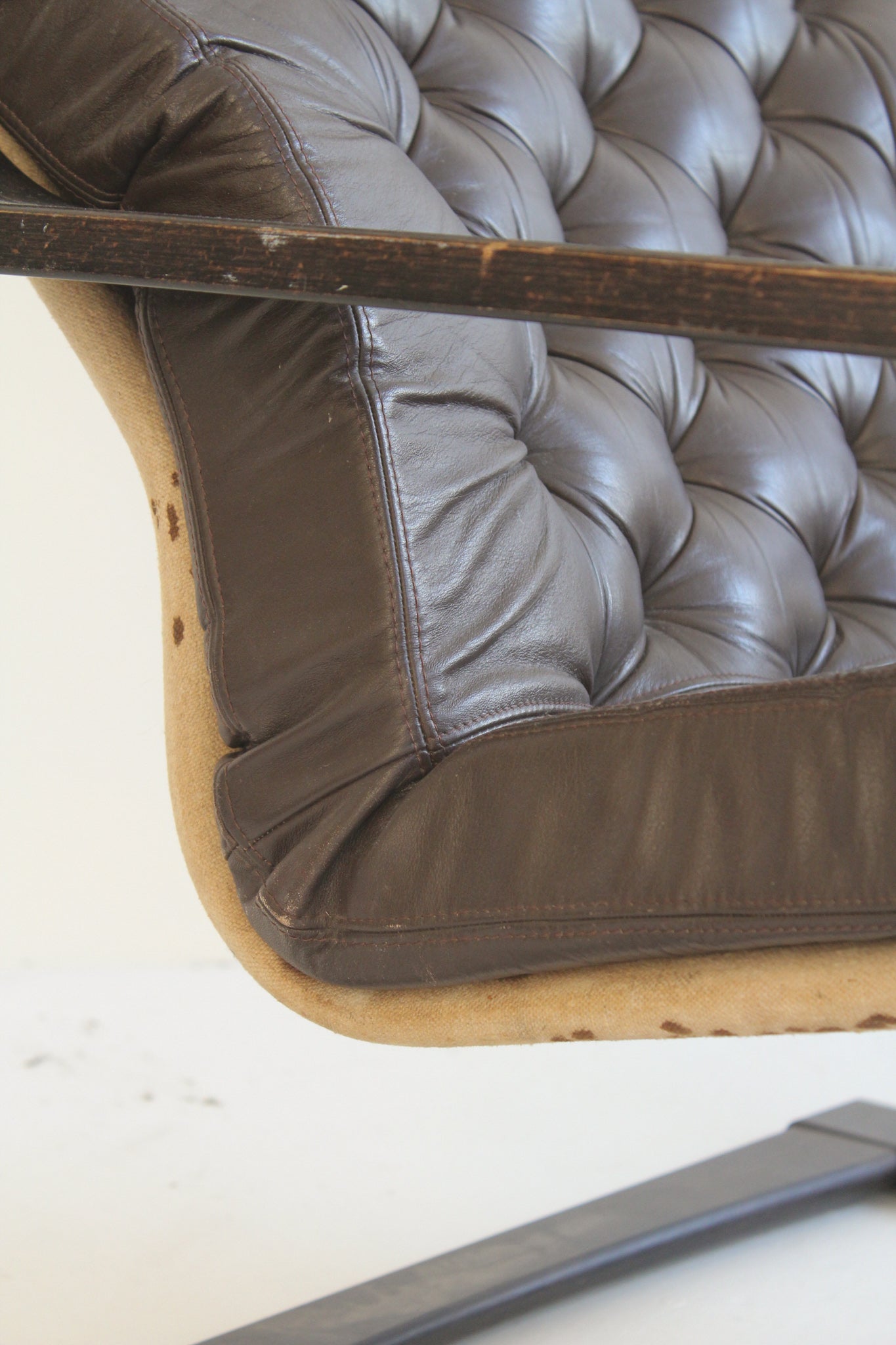 Poem Chair by Noboru Nakamura