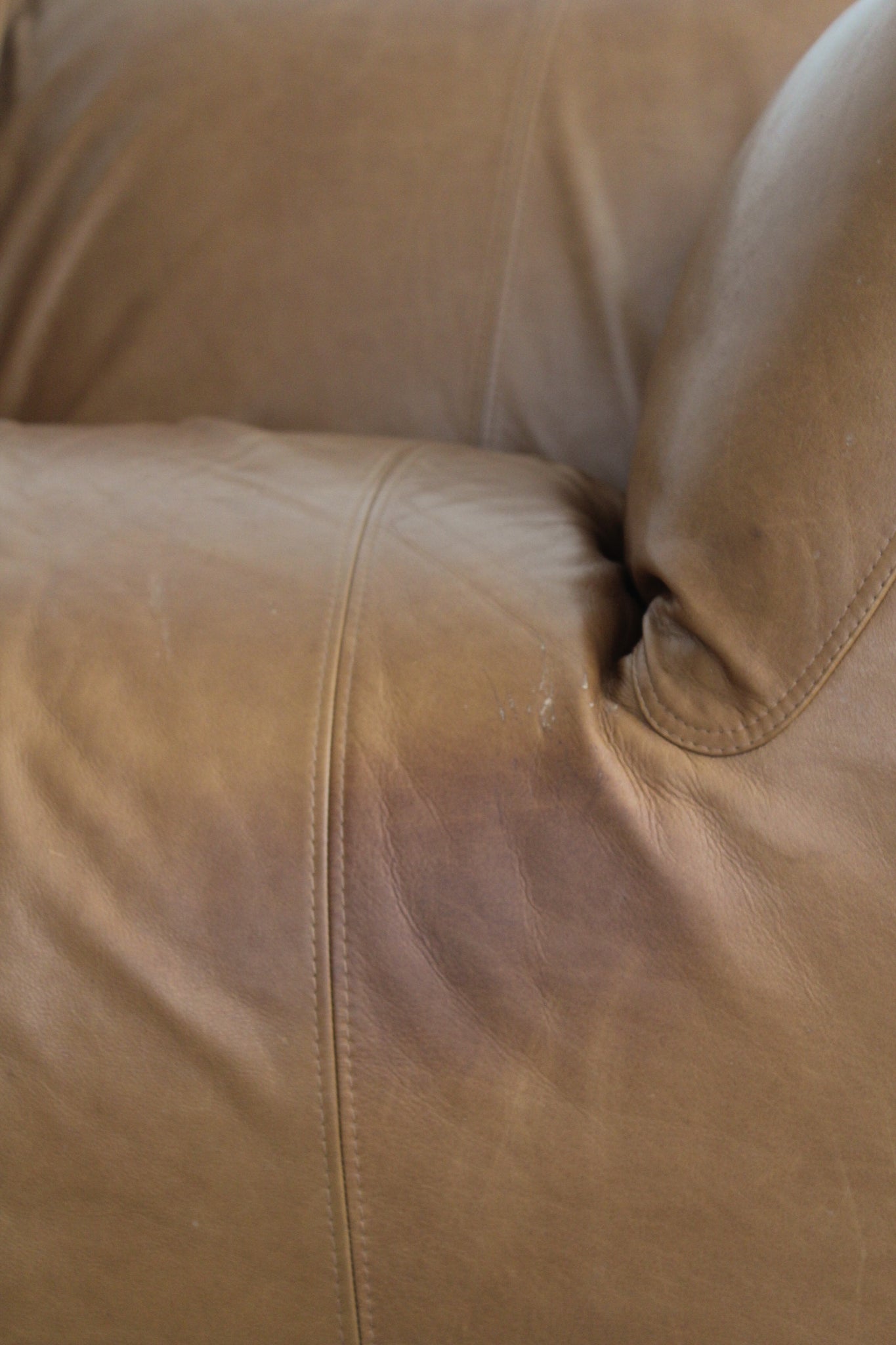 Le Bambole Loveseat by Mario Bellini for B&B Italia