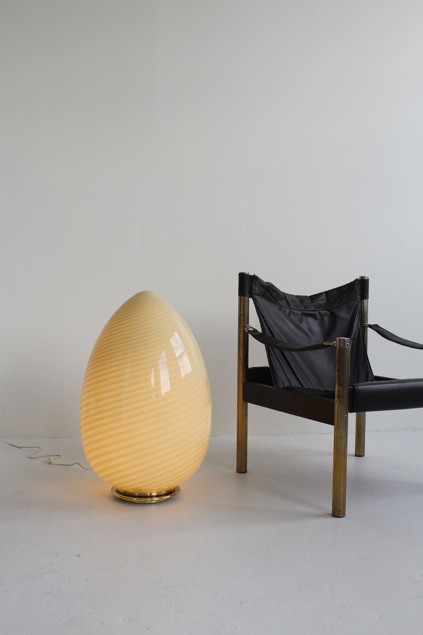 Murano Egg Shaped Floor Lamp