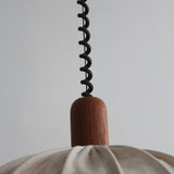 Suspension en teck par Domus