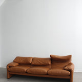 Canapé Maralunga trois places par Vico Magistretti pour Cassina