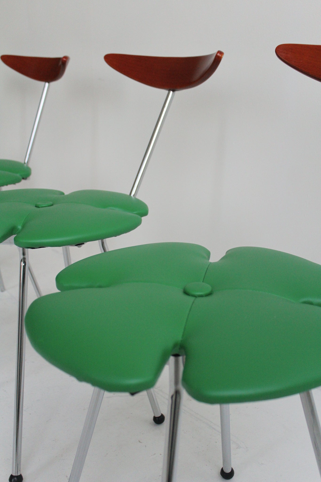 Green Effezeta Clover Leaf Chairs