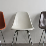 Chaises Eames Fibreglass DSX