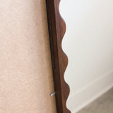 Vanity Wiggle Mirror par Devon Munro