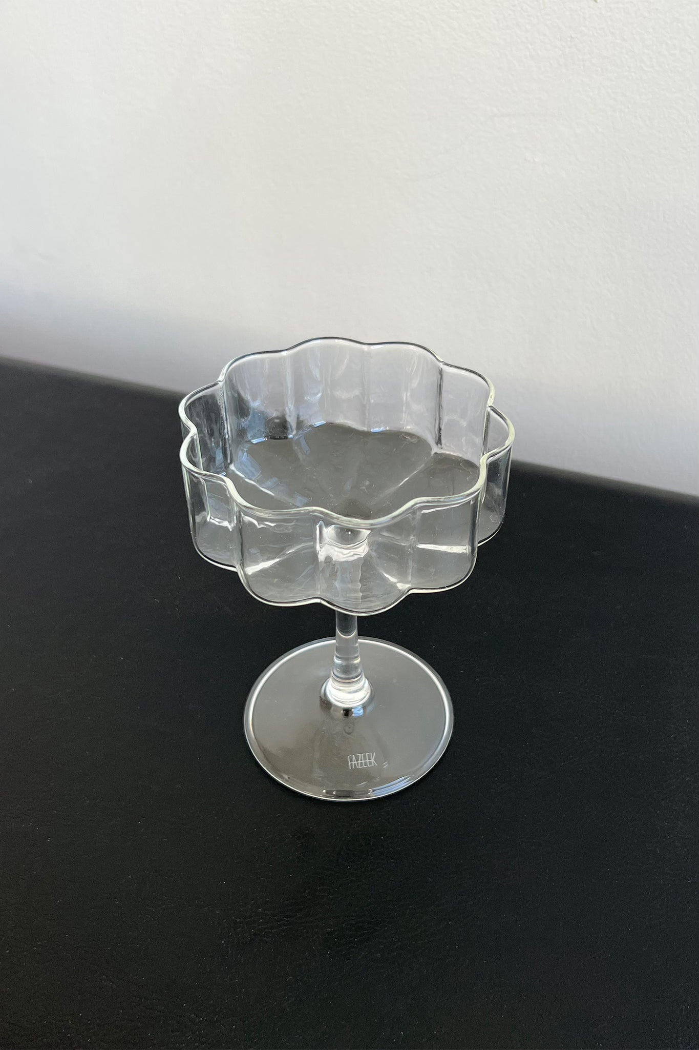 Set of Wave Coupe Glasses in Clear