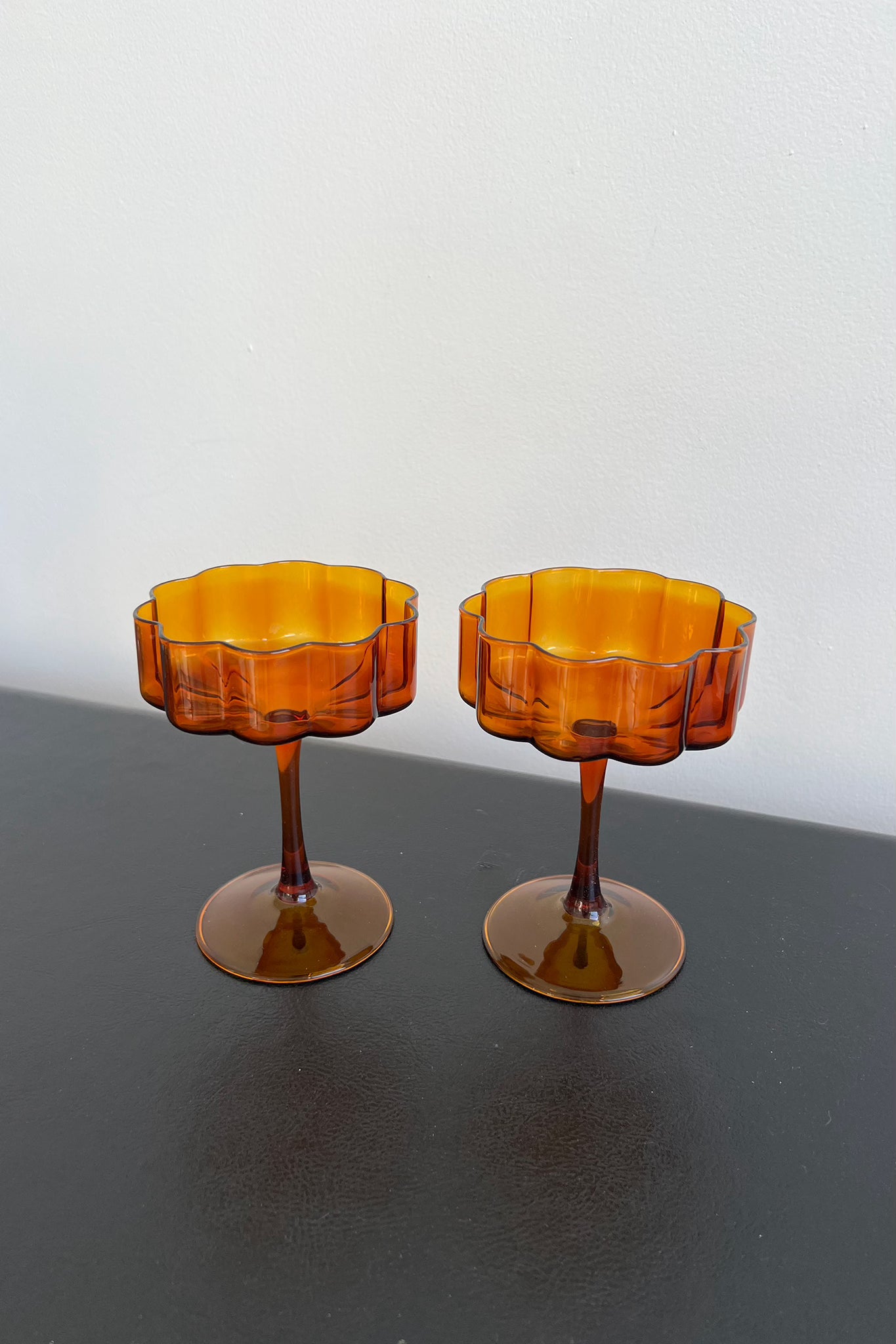 Set of Wave Coupe Glasses in Amber