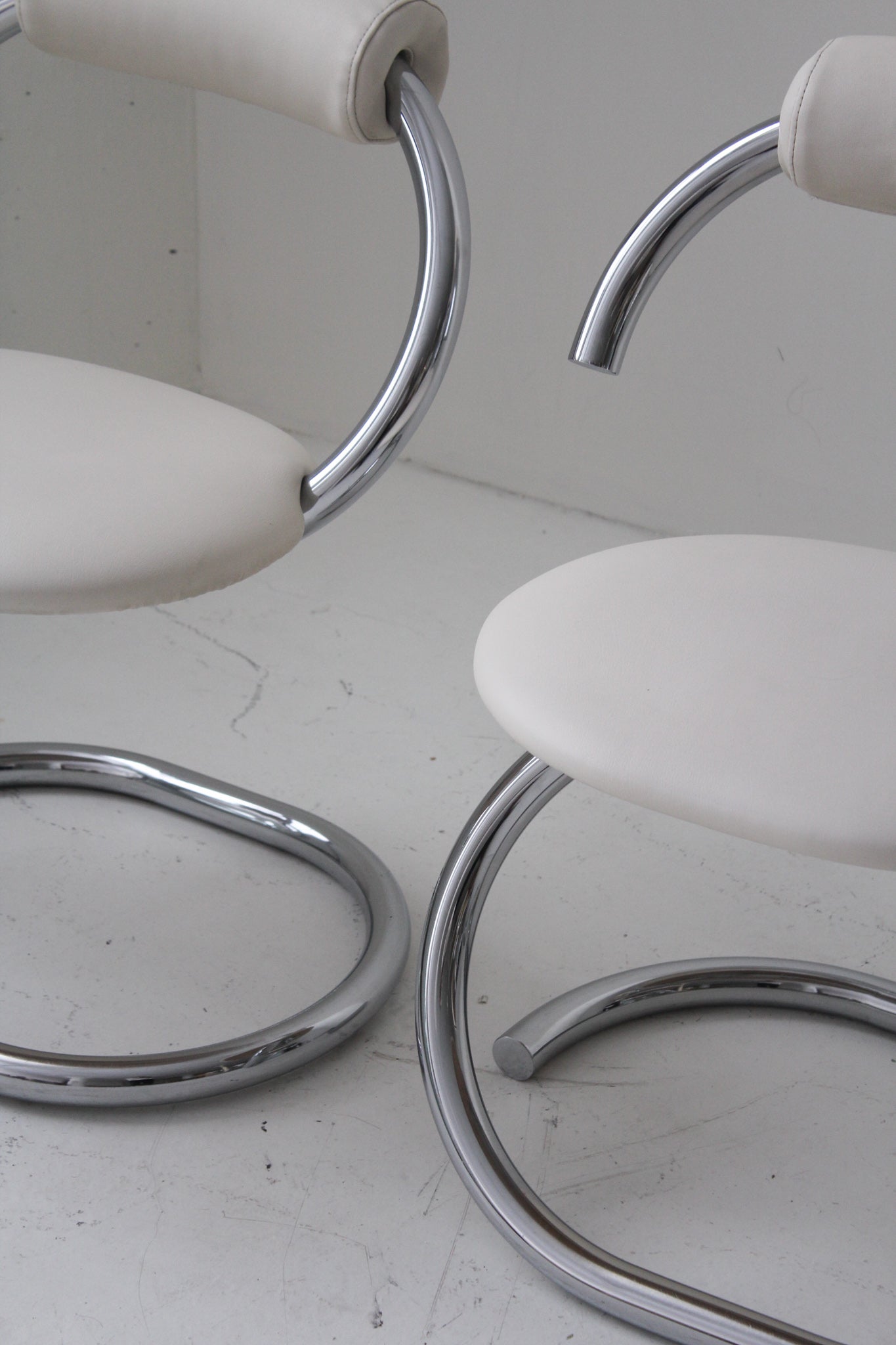 Cobra Dining Chairs by Giotto Stoppino
