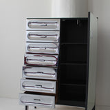Garde-robe en chrome par Henri Vallières