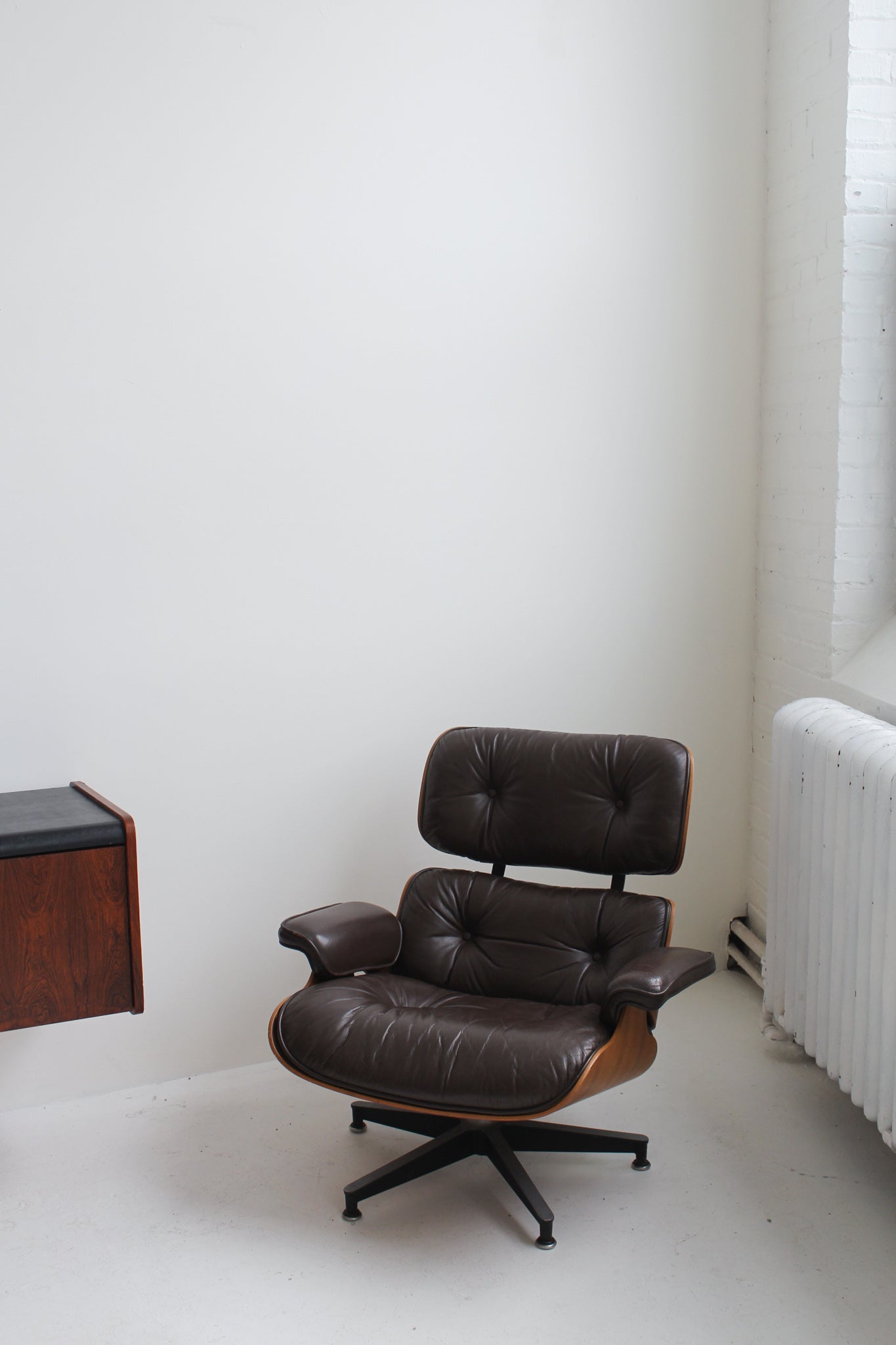 Charles and Ray Eames Lounge Chair 670 by Herman Miller