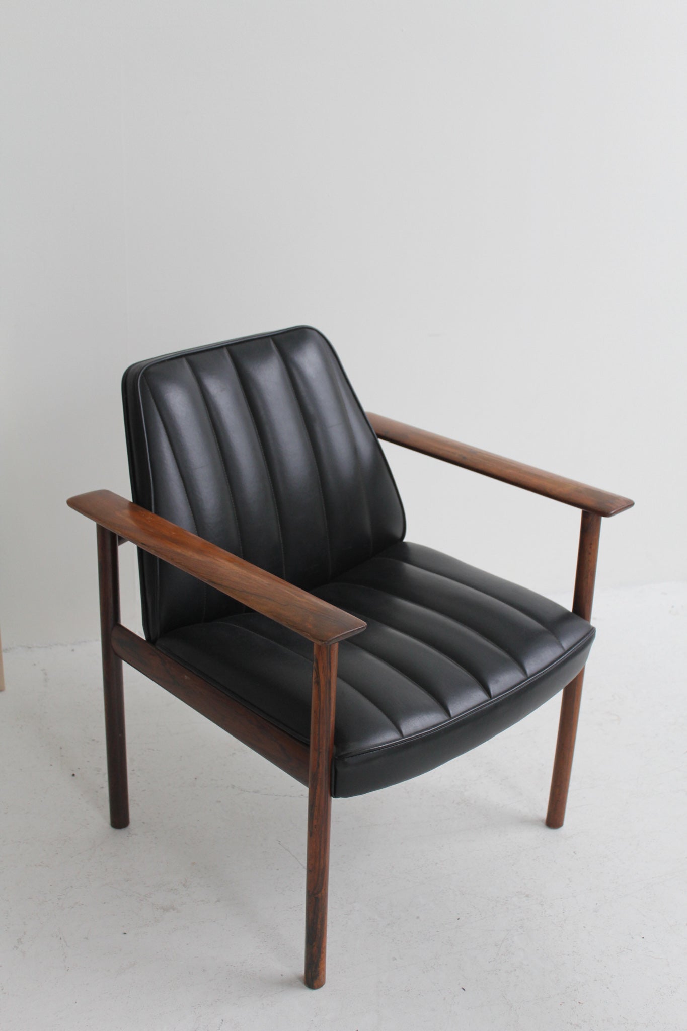 Leather and Rosewood Armchair by Sven Ivar Dysthe for Dokka Mobler